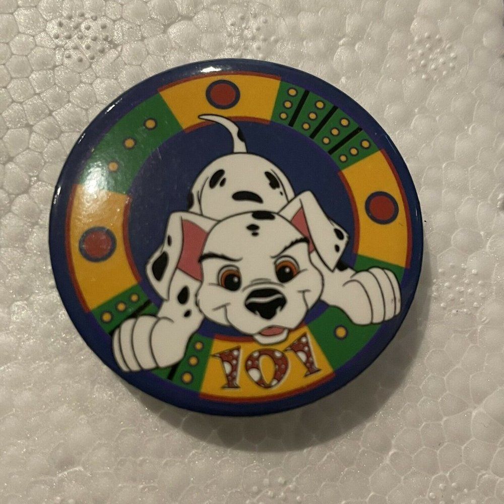 DISNEY 101 Dalmatians Dog Polka Dot BUTTON PIN PINBACK Badge Emma Stone